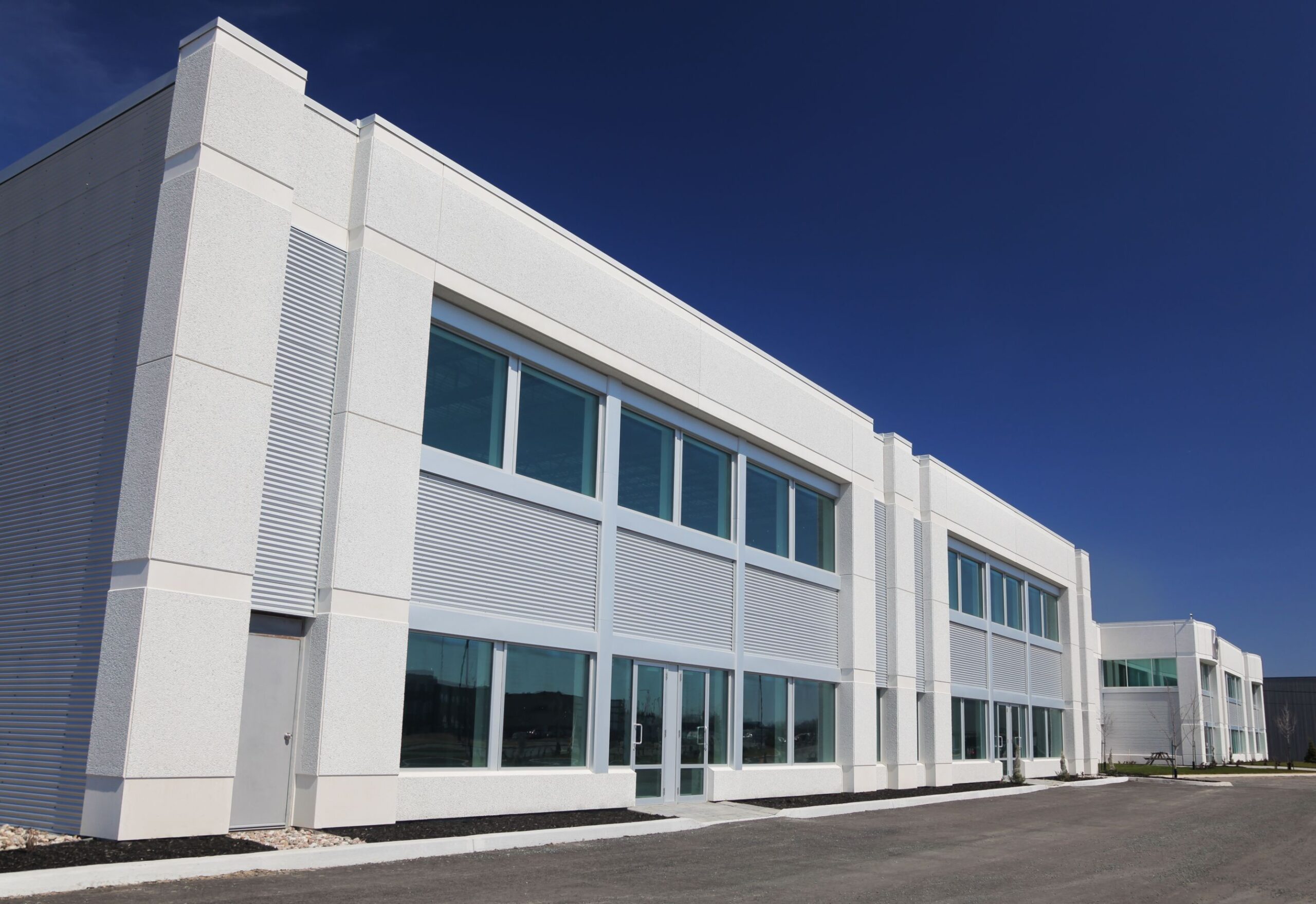 Fire-damaged commercial building: reinstatement vs indemnity value insurance claim